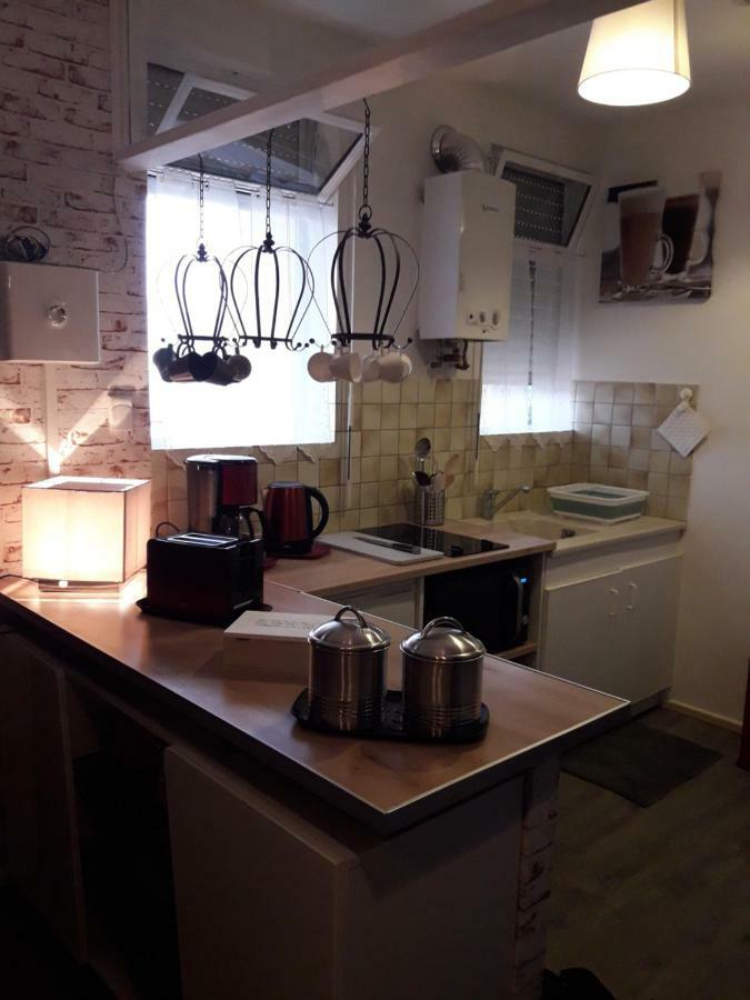 Escale 148 Appartement Montluçon Buitenkant foto